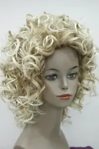 Женский парик Короткие вьющиеся парики Женские светлые каштановые волнистые волосы Парик + шапочка для парика